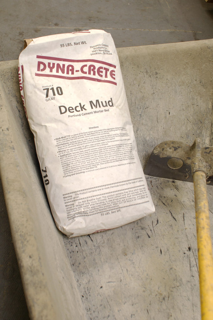 Deck Mud picture Innovis Corp